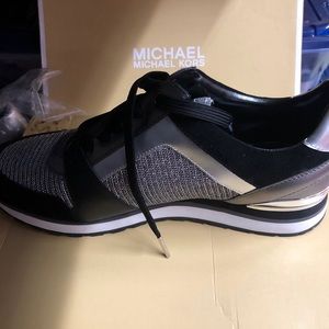 Michael kors tennis shoe